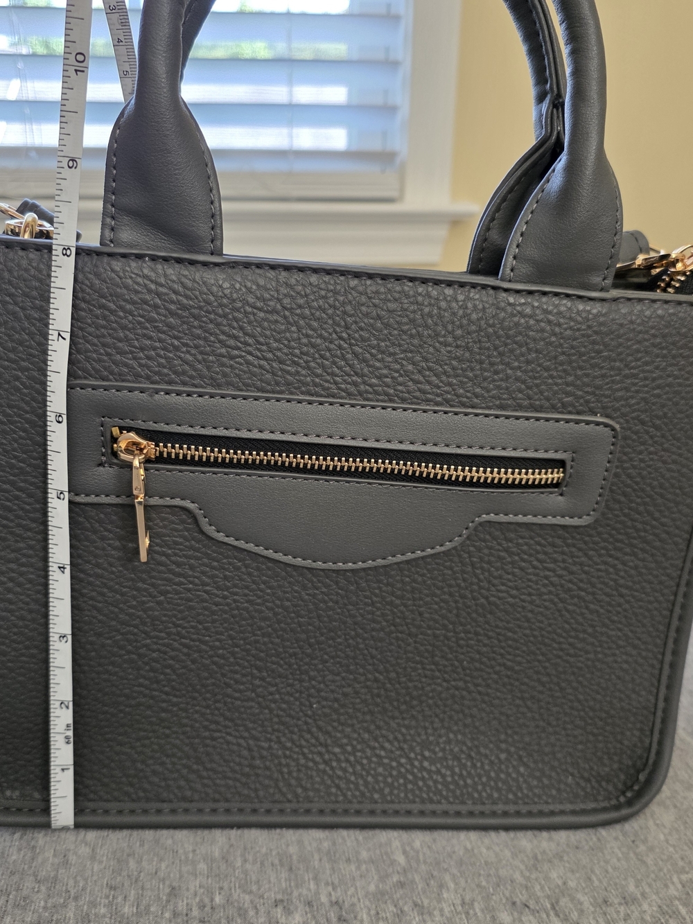 Gray Structured Tote Bag with Gold Hardware 2-in-1 Purse - Picture 9 of 10
